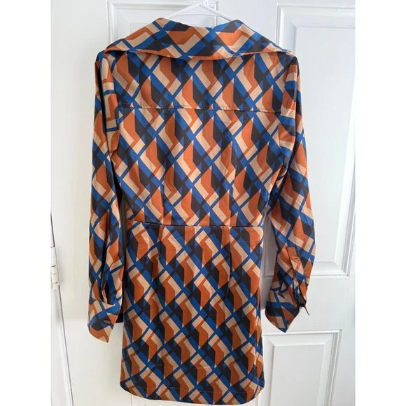 Banana Republic Blue and Orange Geometric Print Satin Wrap Dress - Picture 10 of 12